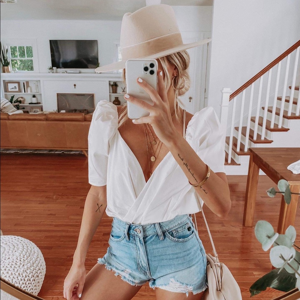 VICI • @vicidolls Those Summer Nights Puff Sleeve Bodysuit